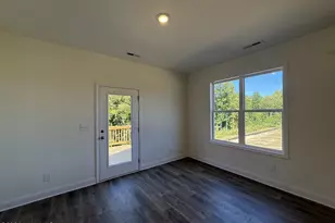129 Cinnabar St, Clayton, NC 27520 - Photo 5