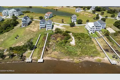 719 Cannonsgate Drive, Newport, NC 28570 - Photo 11