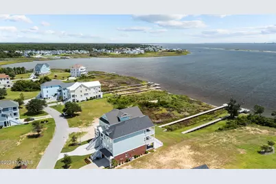 719 Cannonsgate Drive, Newport, NC 28570 - Photo 21