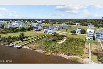 719 Cannonsgate Drive, Newport, NC 28570 - Photo 13