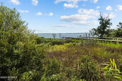 719 Cannonsgate Drive, Newport, NC 28570 - Photo 9