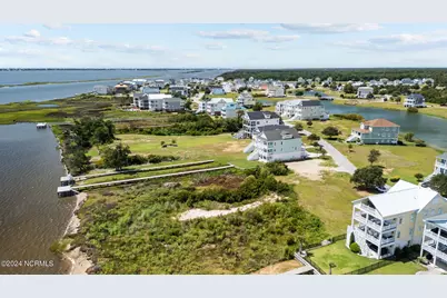 719 Cannonsgate Drive, Newport, NC 28570 - Photo 15
