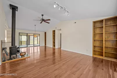 1003 Coral Reef Drive, New Bern, NC 28560 - Photo 5