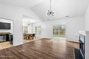 321 Holly Grove Ct W, Jacksonville, NC 28540 - Photo 5