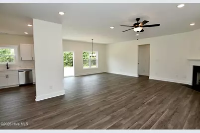 141 Laura Drive, New Bern, NC 28562 - Photo 7
