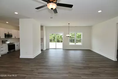 141 Laura Drive, New Bern, NC 28562 - Photo 5