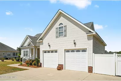 215 Ellington Way, La Grange, NC 28551 - Photo 7
