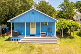 409 High St, Oriental, NC 28571 - Photo 5
