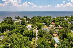 409 High St, Oriental, NC 28571 - Photo 7