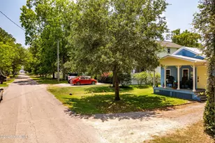 409 High St, Oriental, NC 28571 - Photo 9