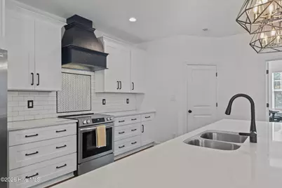 30220 W Lake Drive, Wagram, NC 28396 - Photo 15