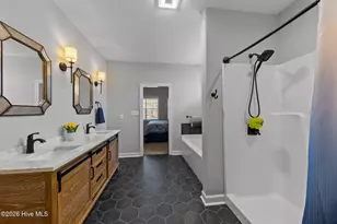 30220 W Lake Dr, Wagram, NC 28396 - Photo 19