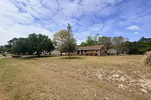 402 Crestwood Dr, Newport, NC 28570 - Photo 57