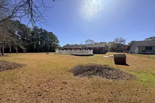 402 Crestwood Dr, Newport, NC 28570 - Photo 49