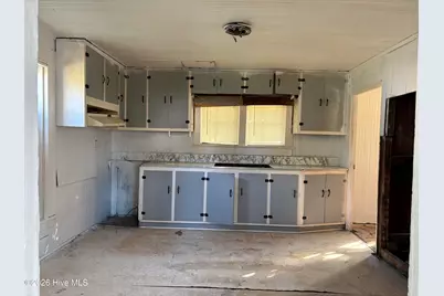 122 E Main Street, Eureka, NC 27830 - Photo 9