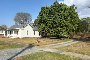 122 E Main St, Eureka, NC 27830 - Photo 27