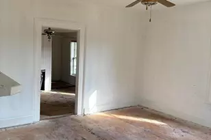 122 E Main St, Eureka, NC 27830 - Photo 17