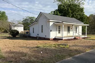 122 E Main St, Eureka, NC 27830 - Photo 3