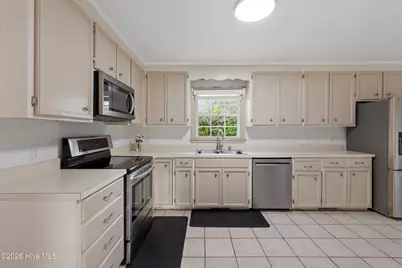 240 Jeb Stuart Drive, Wilmington, NC 28412 - Photo 7