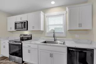 431 Morris Landing Rd, Holly Ridge, NC 28445 - Photo 11