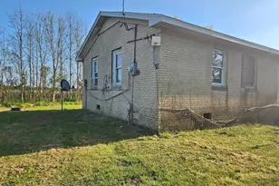 1729 Swamp Rd, Engelhard, NC 27824 - Photo 3