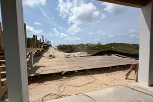 543 Ocean Blvd W, Holden Beach, NC 28462 - Photo 3