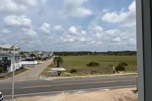 543 Ocean Blvd W, Holden Beach, NC 28462 - Photo 11
