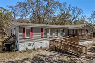 2070 Helmsman Dr SW, Supply, NC 28462 - Photo 3