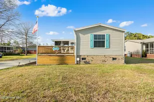 1532 Sykes St SW, Supply, NC 28462 - Photo 3
