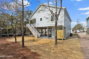 150 NE 1st St, Oak Island, NC 28465 - Photo 33