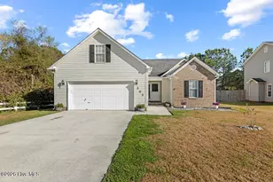 202 Brunswick Dr, Jacksonville, NC 28546 - Photo 3