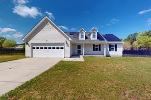 308 Parkton Dr, Richlands, NC 28574 - Photo 3