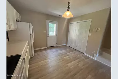 2196 Brandymill Lane, Jacksonville, NC 28546 - Photo 5
