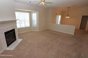 3304 Mulberry Ln, Greenville, NC 27858 - Photo 3