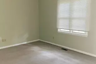 102 Eric Ct, Greenville, NC 27858 - Photo 5