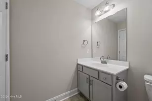 349 S Stingray Ln, Sneads Ferry, NC 28460 - Photo 23