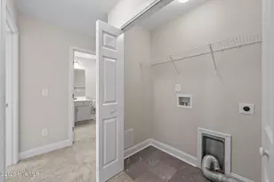 349 S Stingray Ln, Sneads Ferry, NC 28460 - Photo 27
