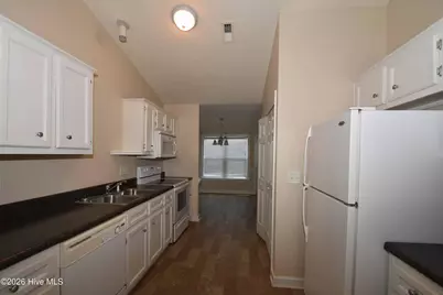 1205 Price Drive #B, Greenville, NC 27834 - Photo 5