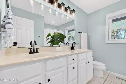 1125 S Topsail Drive, Surf City, NC 28445 - Photo 23