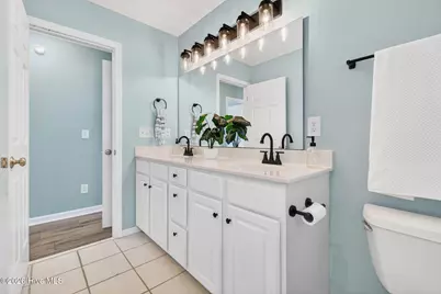 1125 S Topsail Drive, Surf City, NC 28445 - Photo 23