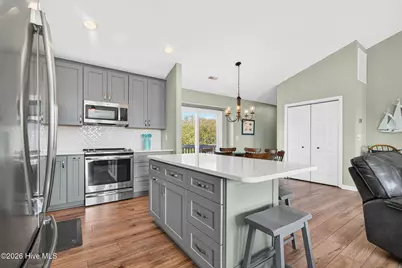 1125 S Topsail Drive, Surf City, NC 28445 - Photo 7