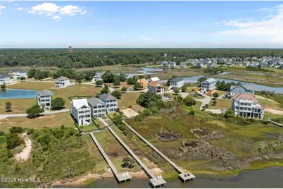 703 Cannonsgate Drive, Newport, NC 28570 - Photo 13