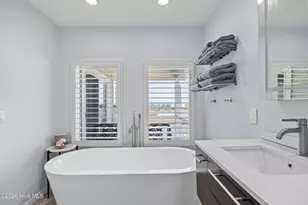 103 E Island Dr, Oak Island, NC 28465 - Photo 29