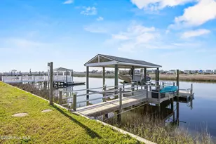 103 E Island Dr, Oak Island, NC 28465 - Photo 69