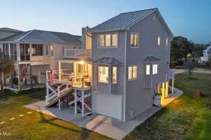 103 E Island Dr, Oak Island, NC 28465 - Photo 91