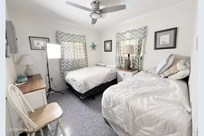124 Bayshore Drive, Cape Carteret, NC 28584 - Photo 3