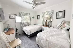 124 Bayshore Dr, Cape Carteret, NC 28584 - Photo 3