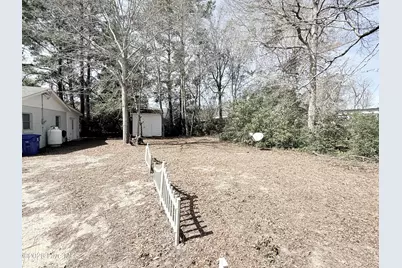 124 Bayshore Drive, Cape Carteret, NC 28584 - Photo 11