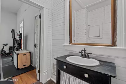802 N Poplar Street, Aberdeen, NC 28315 - Photo 37