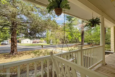 802 N Poplar Street, Aberdeen, NC 28315 - Photo 5